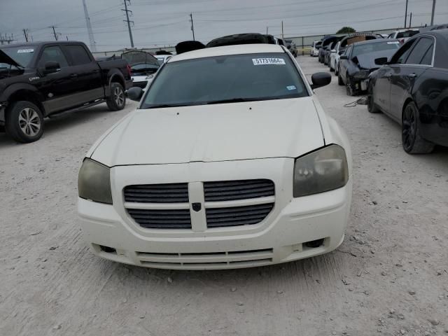 2005 Dodge Magnum SXT