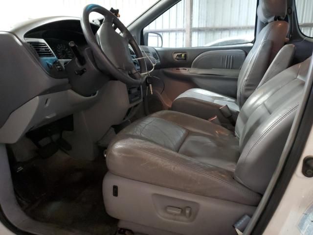 2000 Toyota Sienna LE