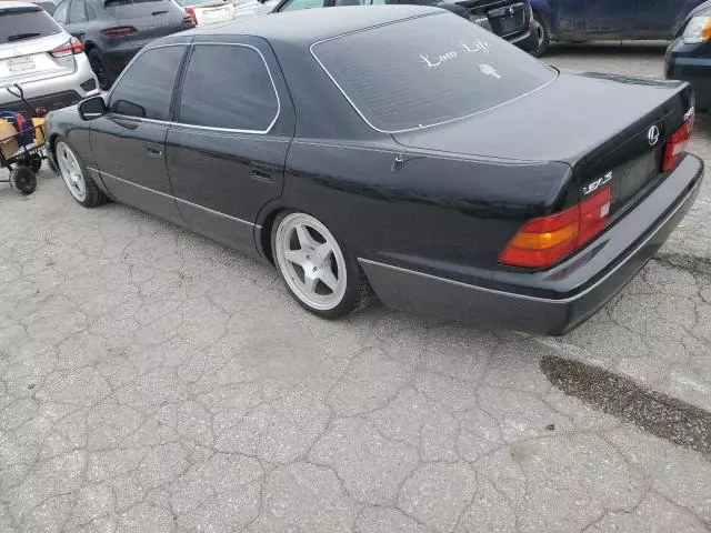 1996 Lexus LS 400