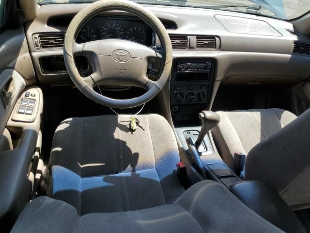 2001 Toyota Camry CE