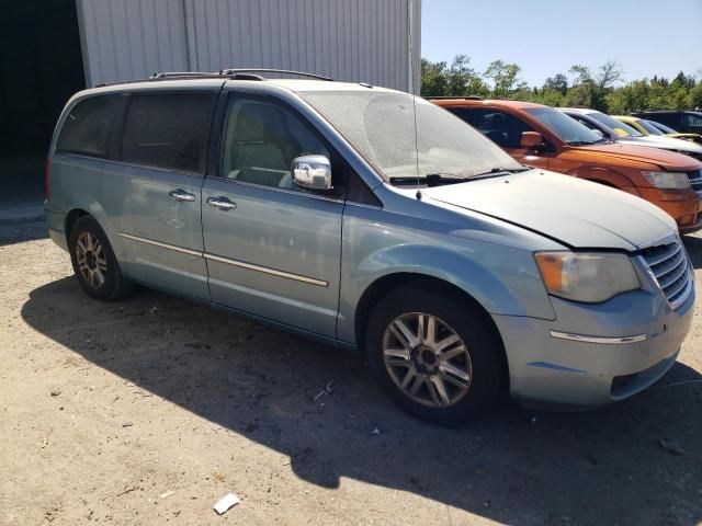 2010 Chrysler Town & Country Limited