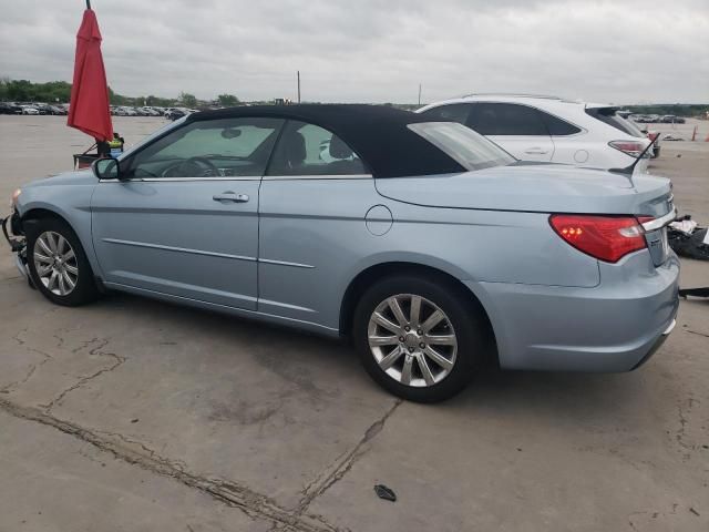 2013 Chrysler 200 Touring