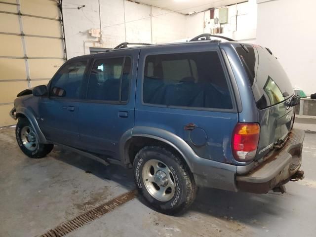 2000 Ford Explorer XLT