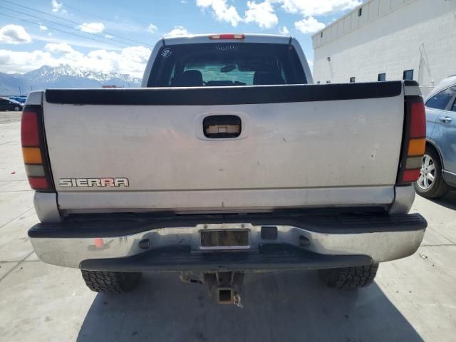 2004 GMC Sierra K2500 Heavy Duty