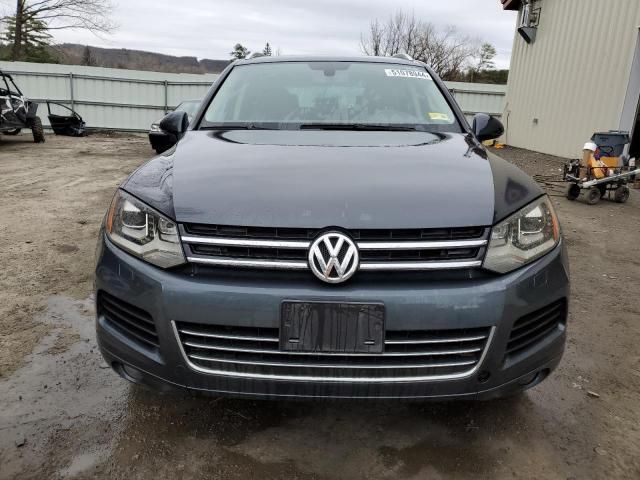 2014 Volkswagen Touareg V6