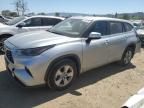 2022 Toyota Highlander Hybrid LE