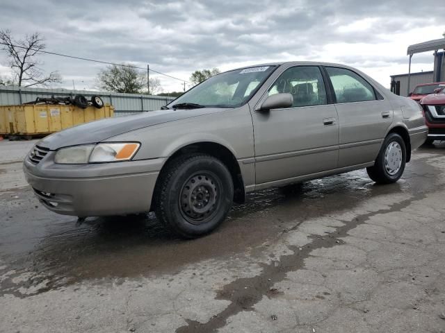 1999 Toyota Camry LE