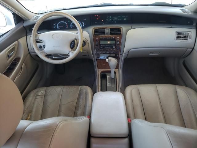 2000 Toyota Avalon XL