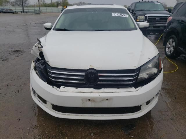 2012 Volkswagen Passat SE