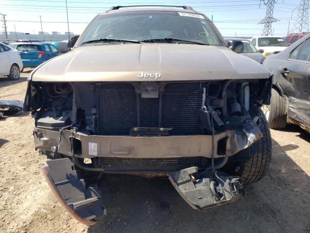 2000 Jeep Grand Cherokee Laredo