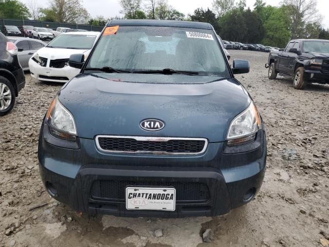 2011 KIA Soul +