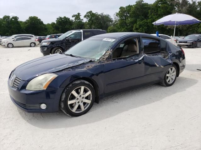 2004 Nissan Maxima SE