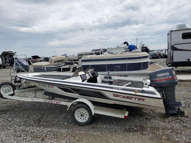 1995 Skeeter Boat