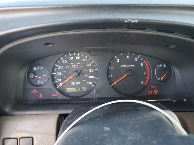 2000 Nissan Frontier King Cab XE