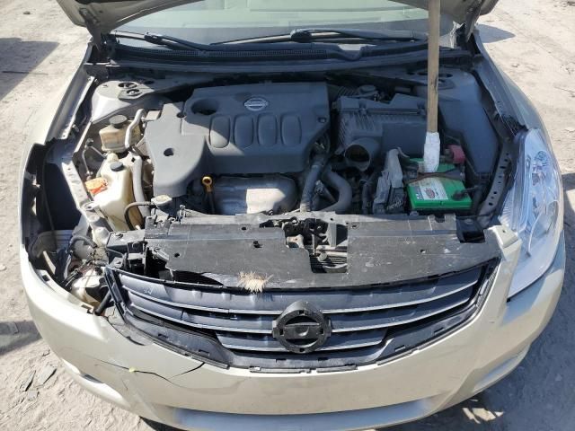 2010 Nissan Altima Base