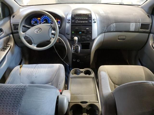 2008 Toyota Sienna CE