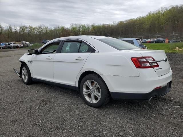 2017 Ford Taurus SE