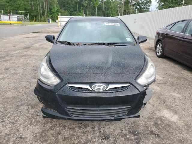 2013 Hyundai Accent GLS