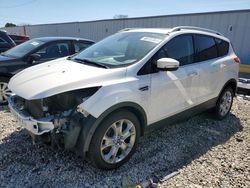 Carros salvage para piezas a la venta en subasta: 2014 Ford Escape Titanium