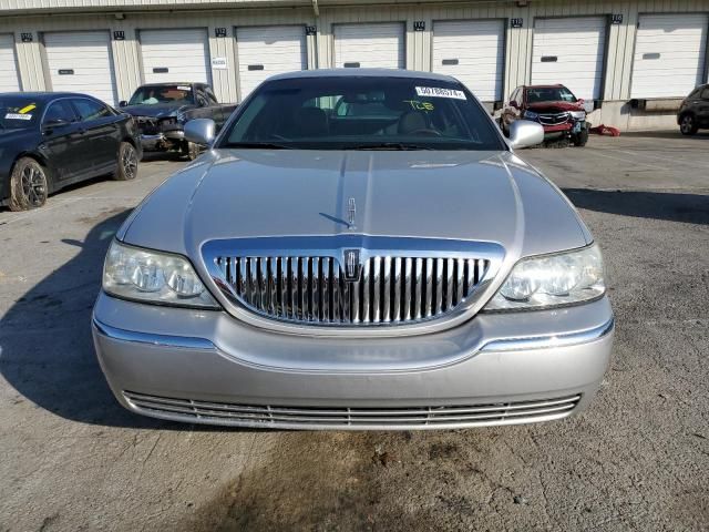 2009 Lincoln Town Car Signature Limited