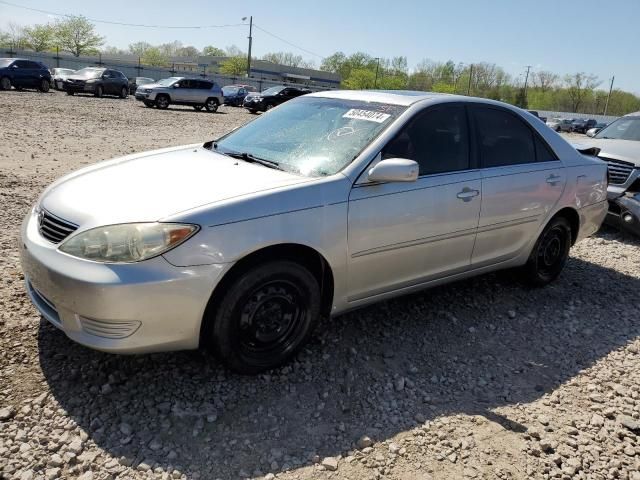 2005 Toyota Camry LE