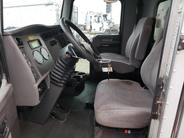 2018 Kenworth Construction T270