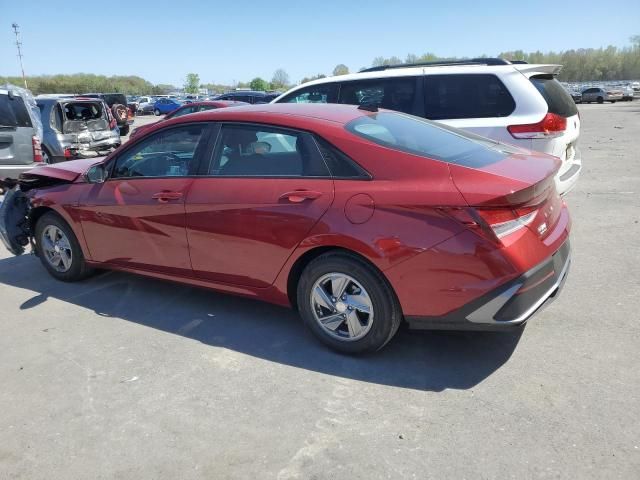 2024 Hyundai Elantra SE