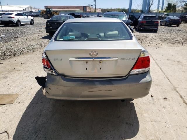 2005 Toyota Camry LE