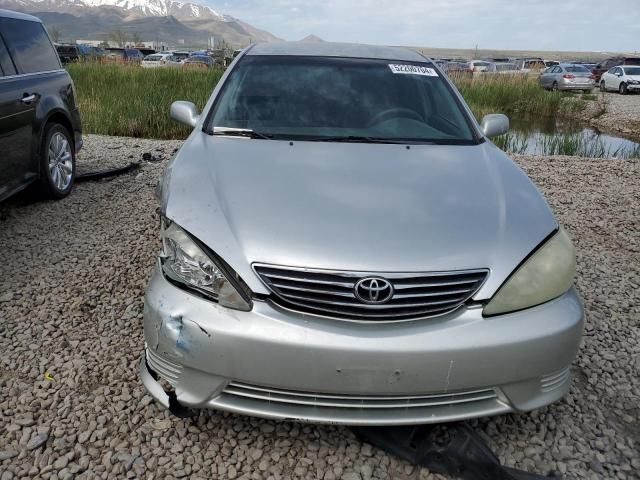 2005 Toyota Camry LE