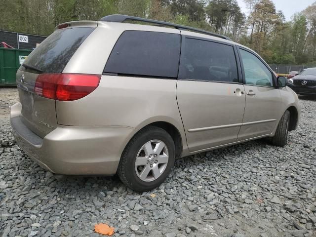 2005 Toyota Sienna CE