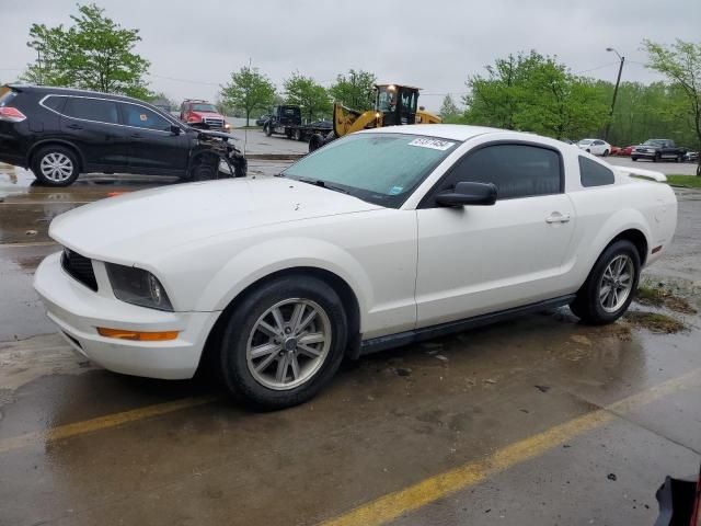 2005 Ford Mustang