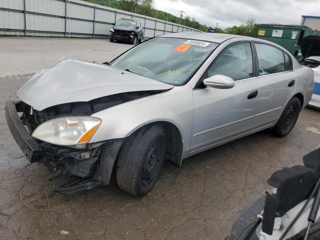 2004 Nissan Altima Base