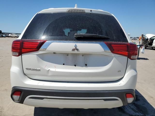 2020 Mitsubishi Outlander SE