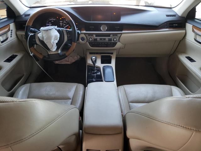 2015 Lexus ES 300H