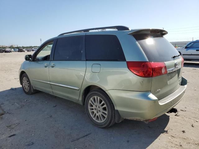 2008 Toyota Sienna XLE