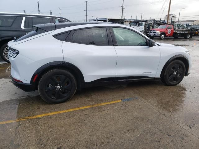 2021 Ford Mustang MACH-E California Route 1