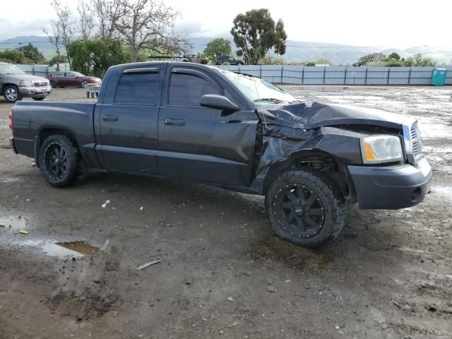 2005 Dodge Dakota Quattro