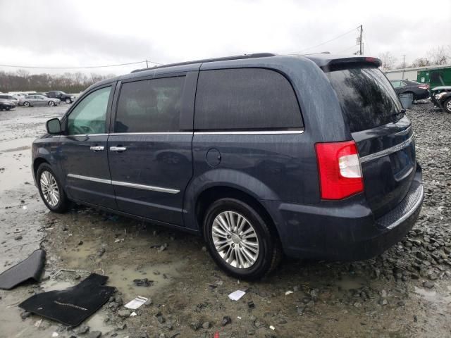 2013 Chrysler Town & Country Touring L