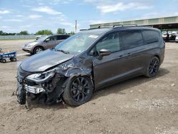 Salvage cars for sale at Houston, TX auction: 2019 Chrysler Pacifica Limited