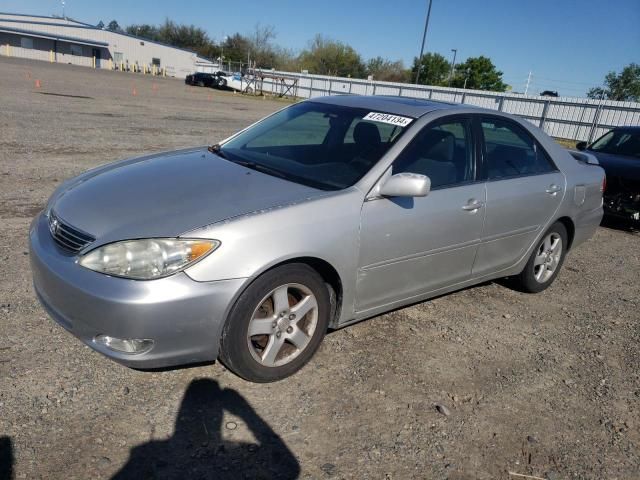 2004 Toyota Camry SE