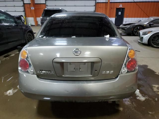 2004 Nissan Altima Base