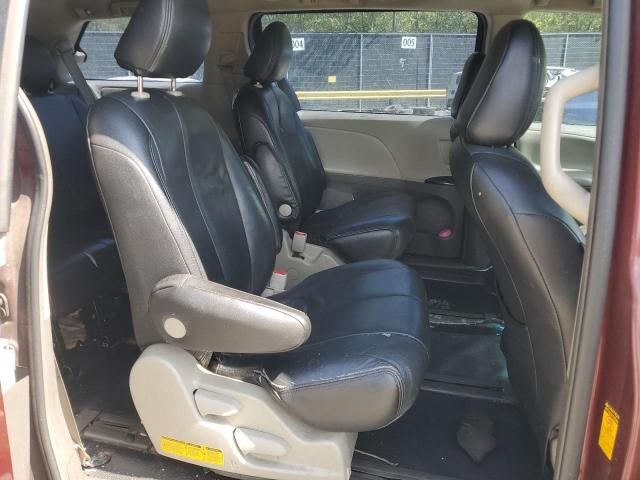 2014 Toyota Sienna