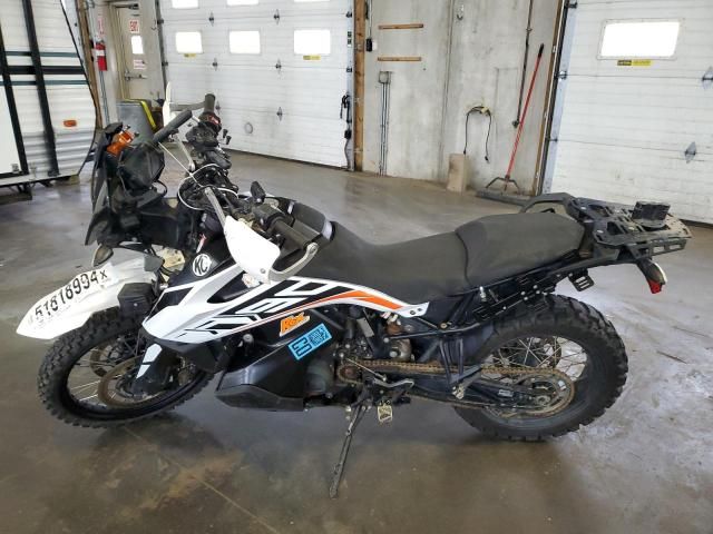 2019 KTM 790 Adventure