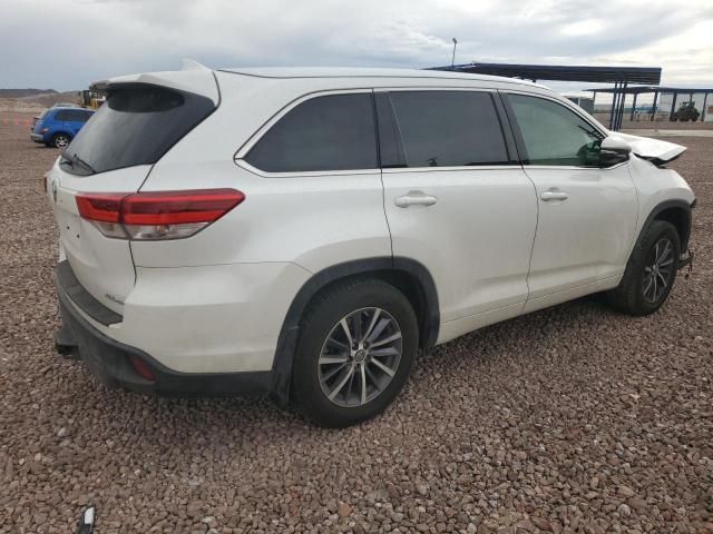 2018 Toyota Highlander SE