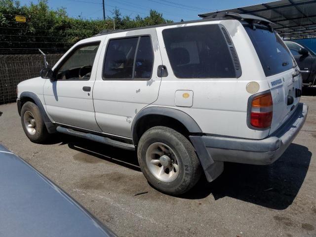 1996 Nissan Pathfinder LE