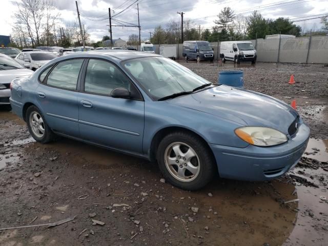 2005 Ford Taurus SE