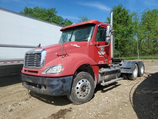 2007 Freightliner Conventional Columbia