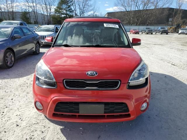 2013 KIA Soul +