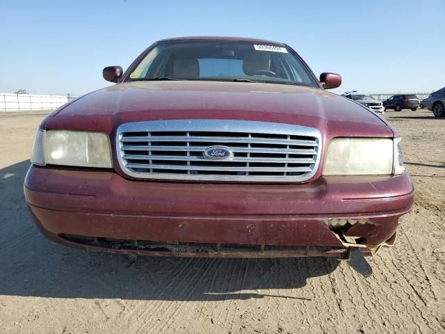 2011 Ford Crown Victoria LX