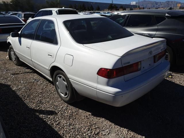 2000 Toyota Camry CE